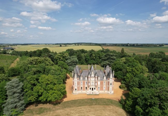 Finca en Maigné - Château de Resteau - Haut de Gamme - 15 pers - Rêv