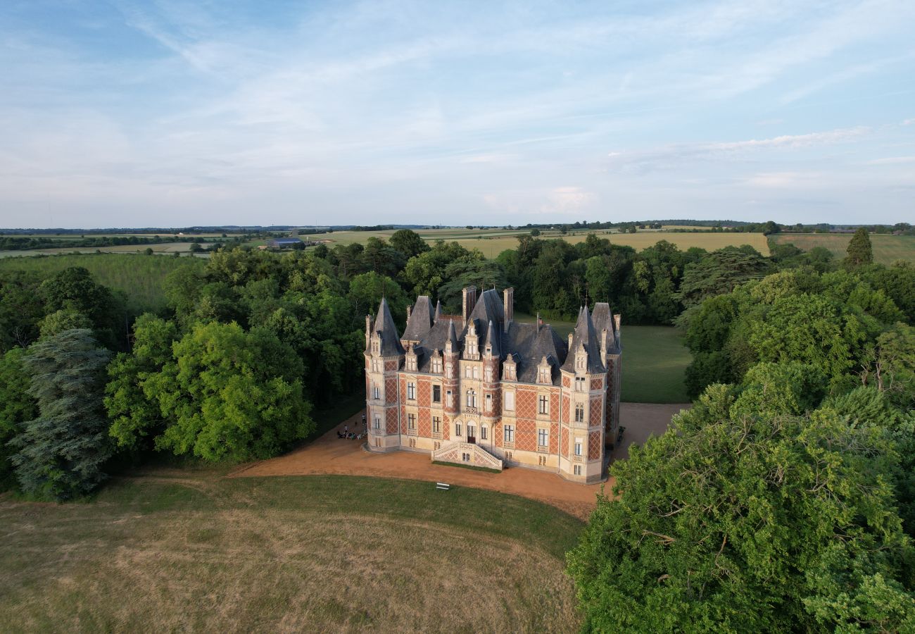 Domaine à Maigné - Château de Resteau - Haut de Gamme - 15 pers - Rêv