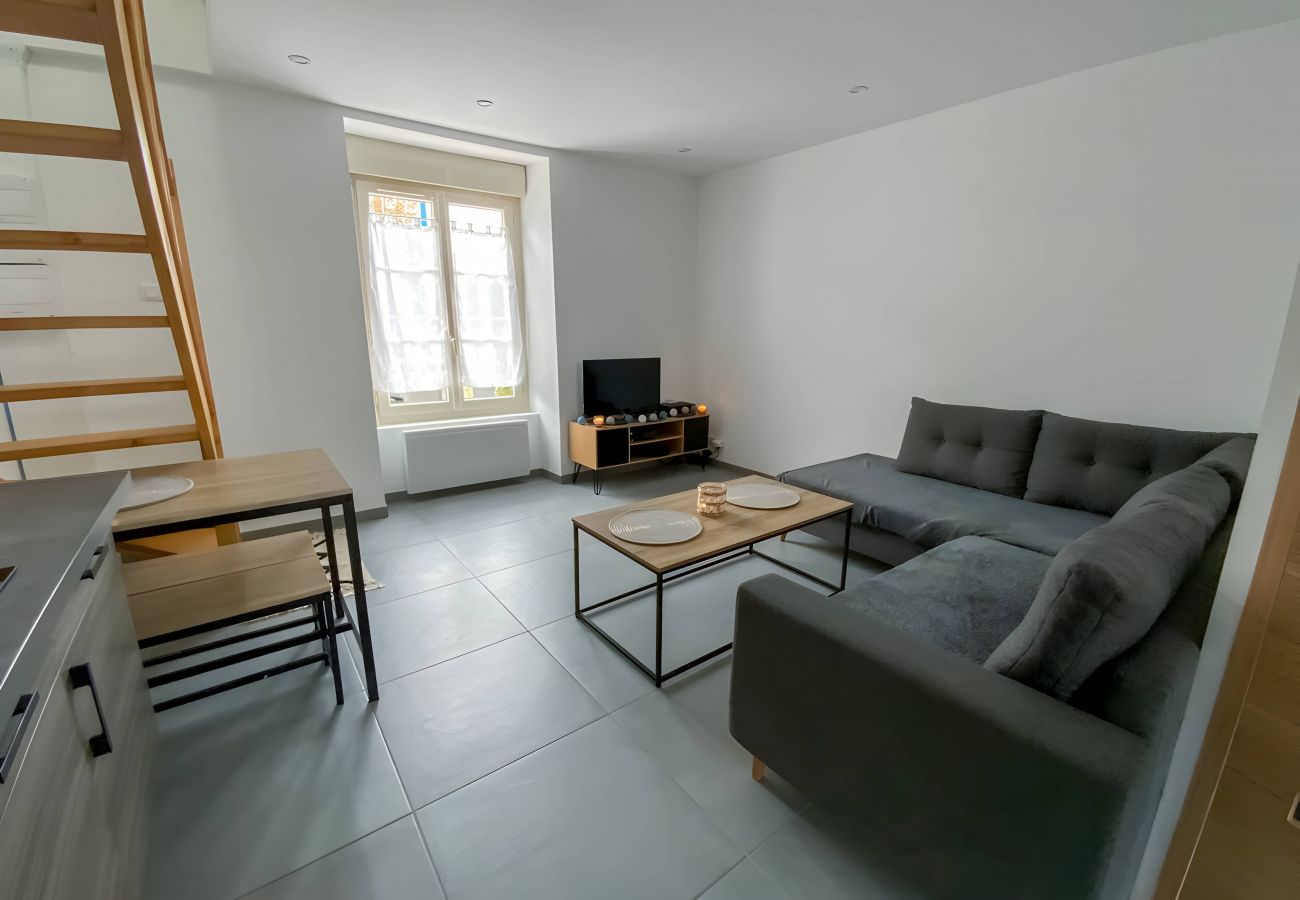 Apartment in Parigné-l´Evêque - Le Podium - Parking - Jardin - 4p - Maison Rêve Ex