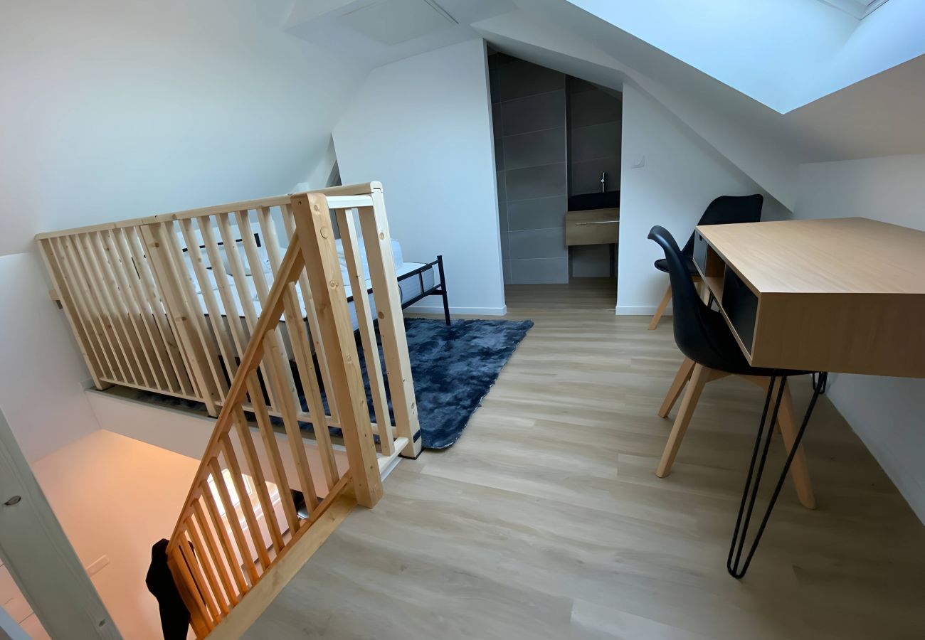 Apartment in Parigné-l´Evêque - Le Podium - Parking - Jardin - 4p - Maison Rêve Ex