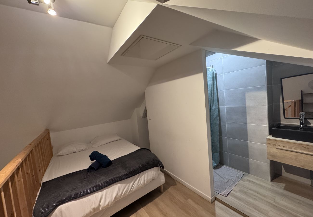 Apartment in Parigné-l´Evêque - Le Podium - Parking - Jardin - 4p - Maison Rêve Ex