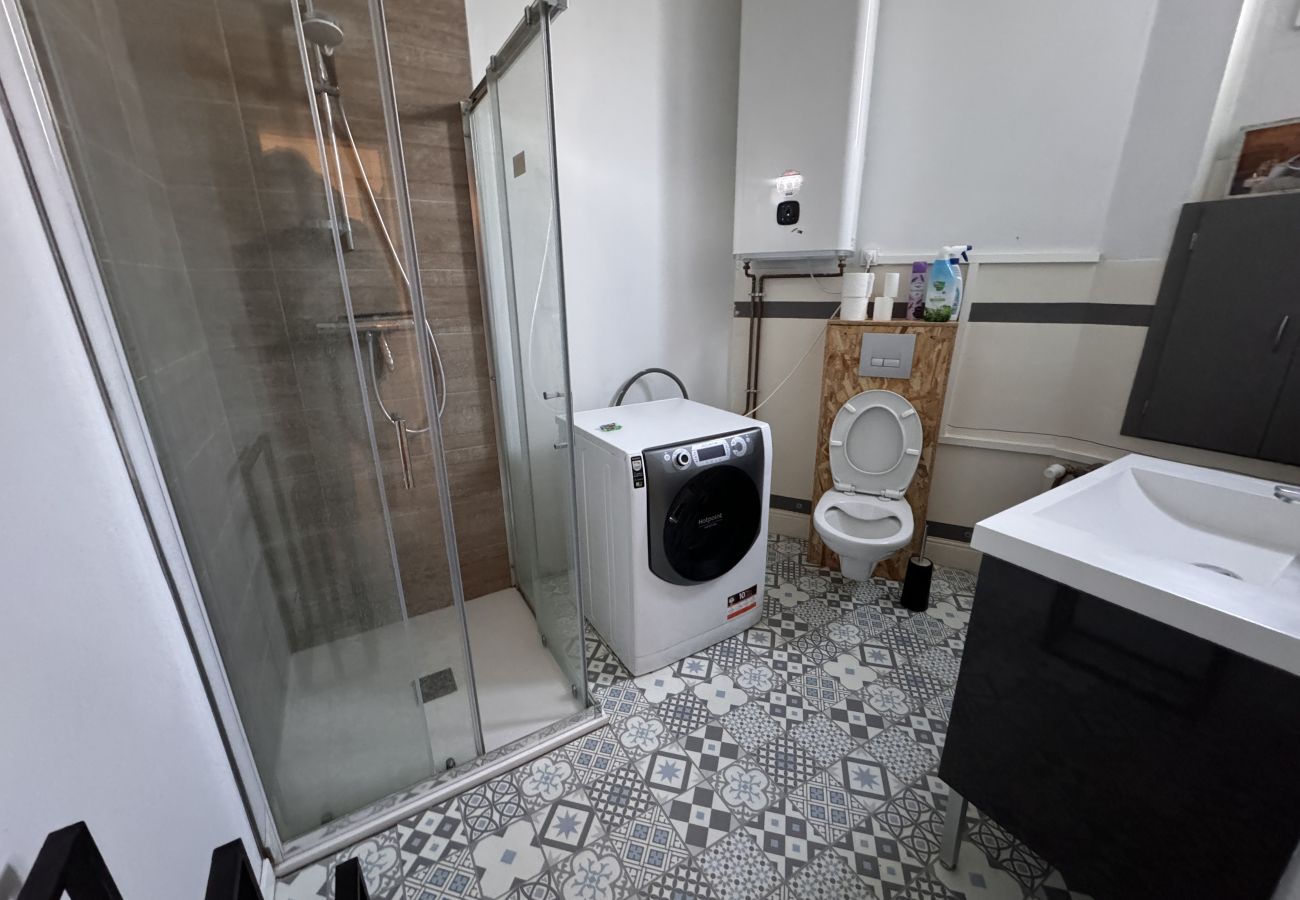 Apartment in Ecommoy - Le Welcome - Smart - 5p - Maison Rêve Excellence