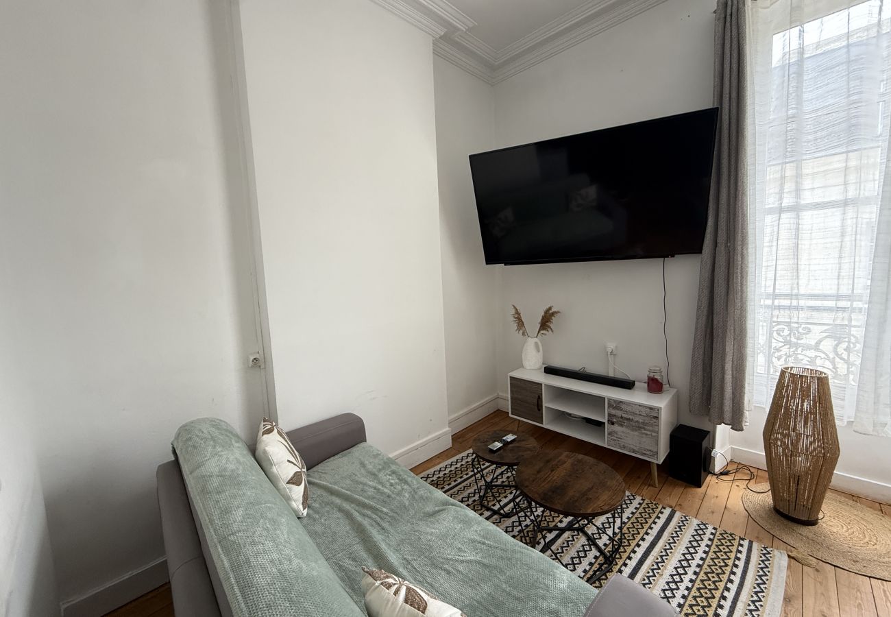 Apartment in Ecommoy - Le Welcome - Smart - 5p - Maison Rêve Excellence