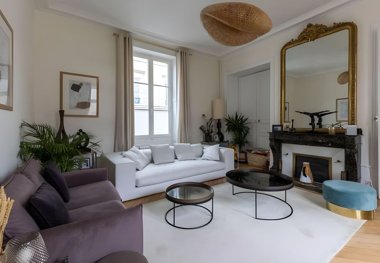 Villa in Le Mans - Le Serengeti - Piscine - 9p - Maison Rêve Excellen