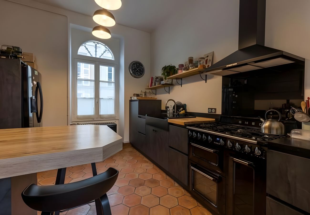 Villa in Le Mans - Le Serengeti - Piscine - 9p - Maison Rêve Excellen