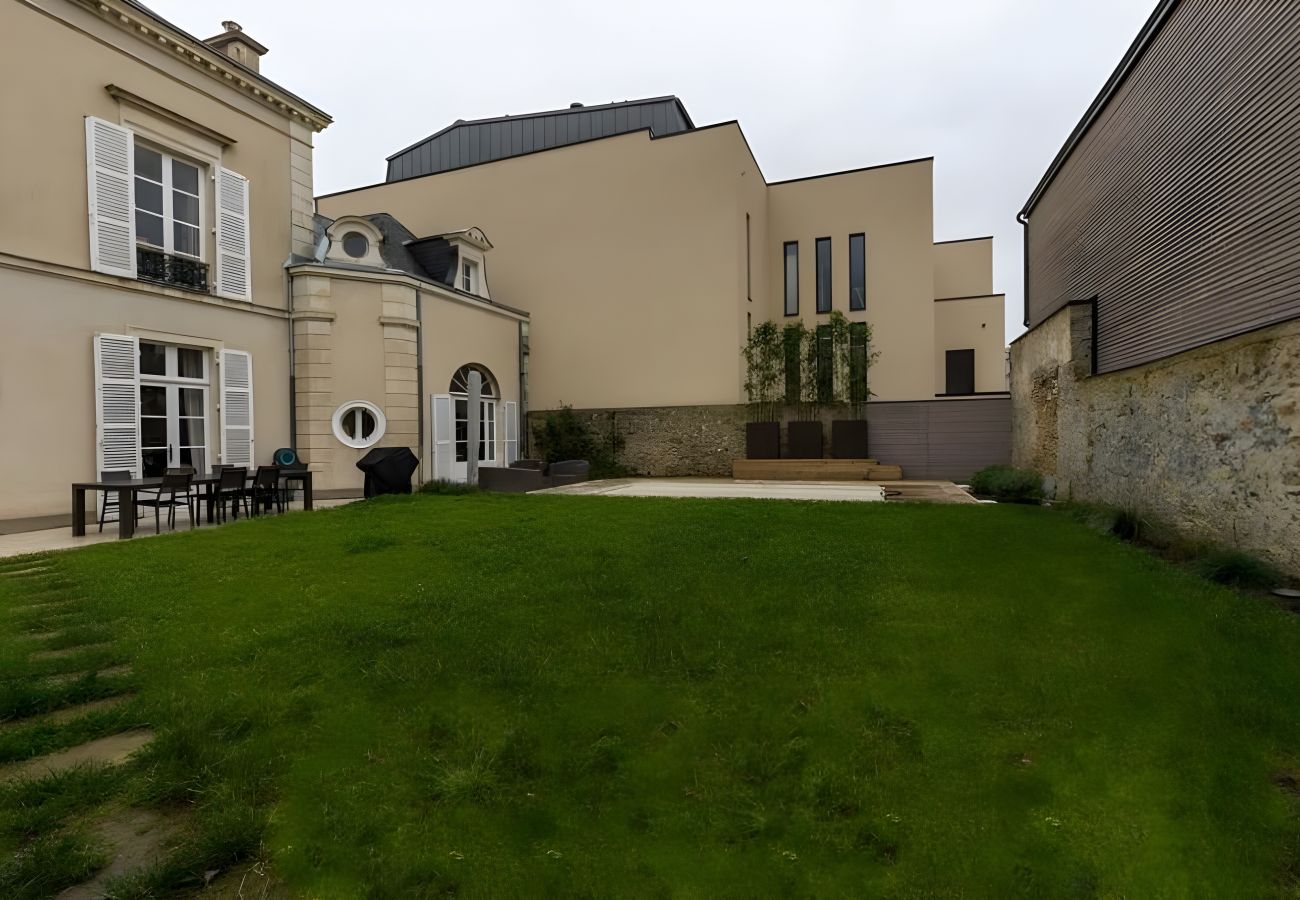 Villa in Le Mans - Le Serengeti - Piscine - 9p - Maison Rêve Excellen